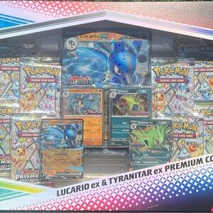 Lucario & Tyranitar EX Premium Collection